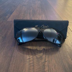 LIKE NEW Maui Jim Koki Beach Black/Grey Sunglasses